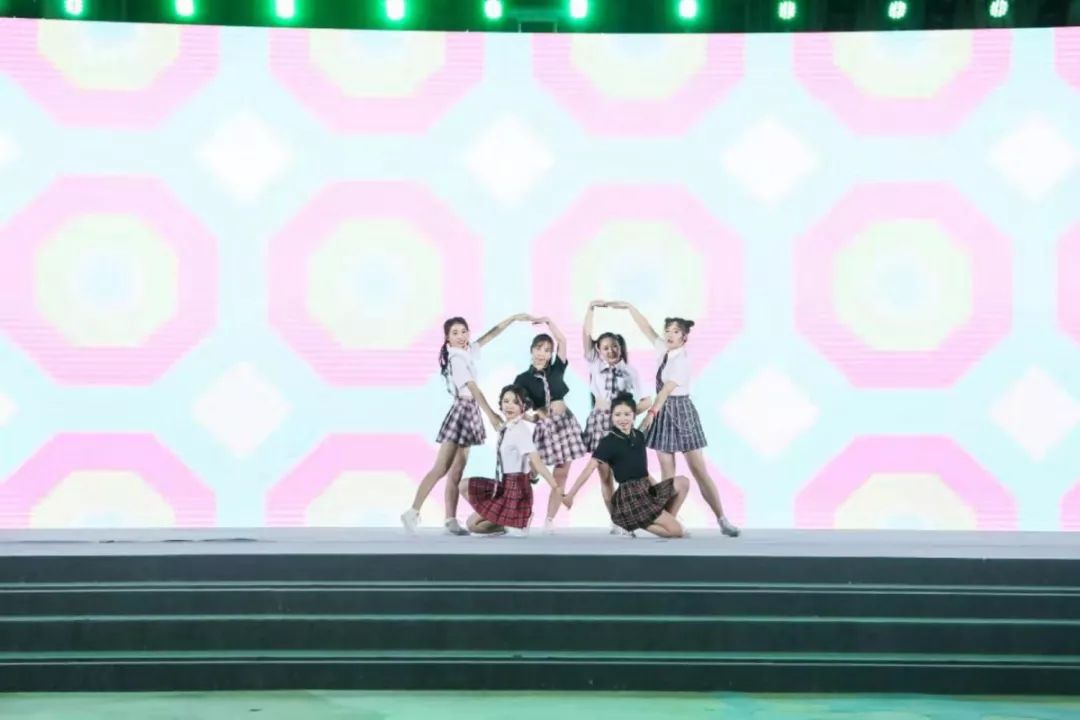 15789024172382189kVL.jpg 11.jpg